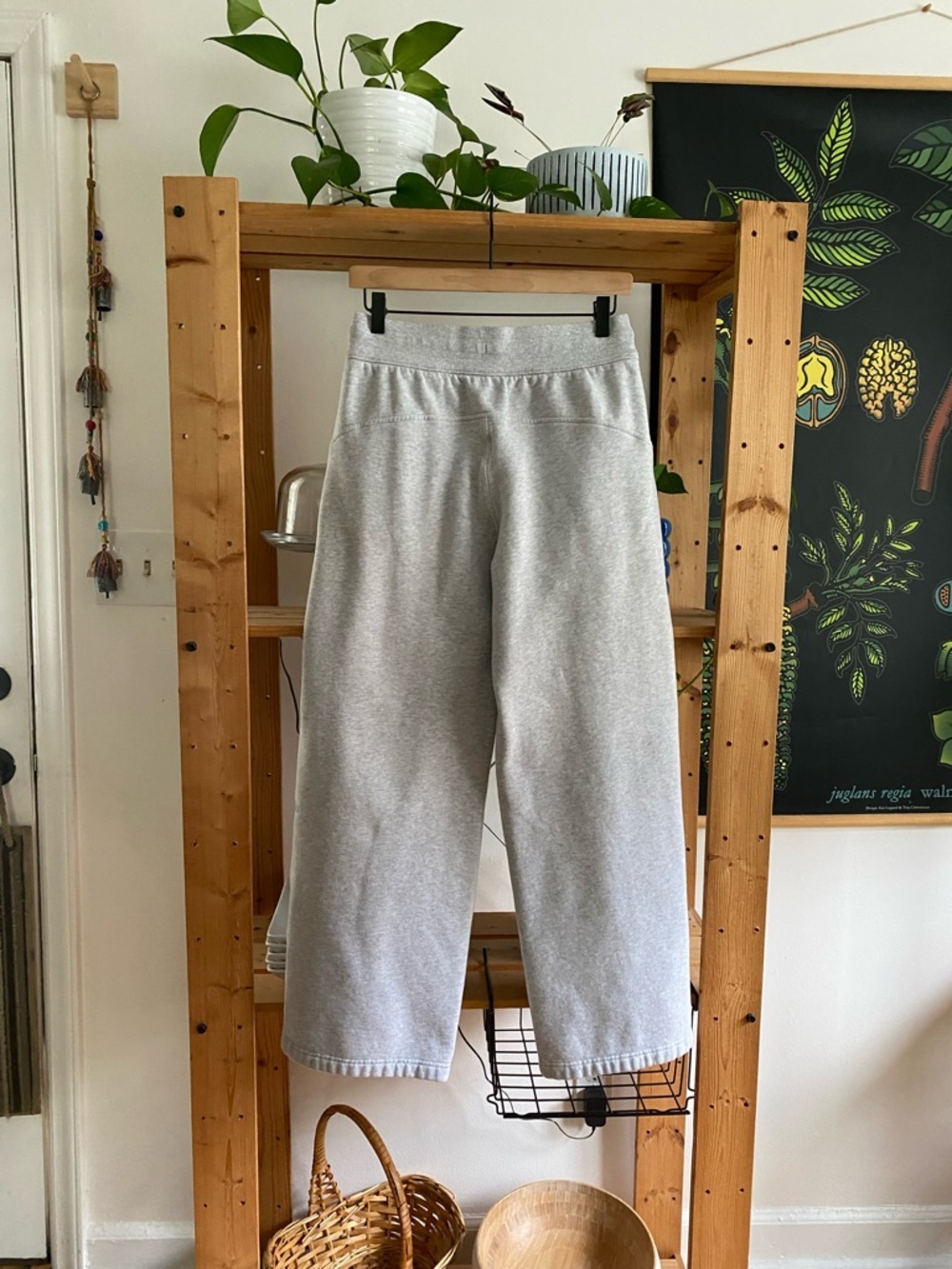 Lululemon Scuba Mid Rise Wide Leg Pant Gray Small - Picture 6 of 16